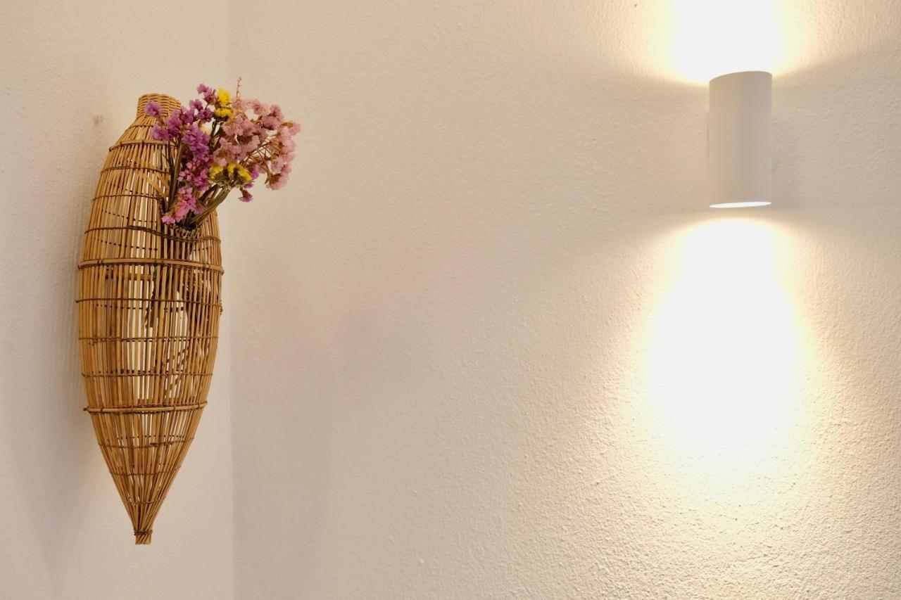 Peaceful & Spacious Apt With Parking & Queen Bed Carvoeiro  Bagian luar foto