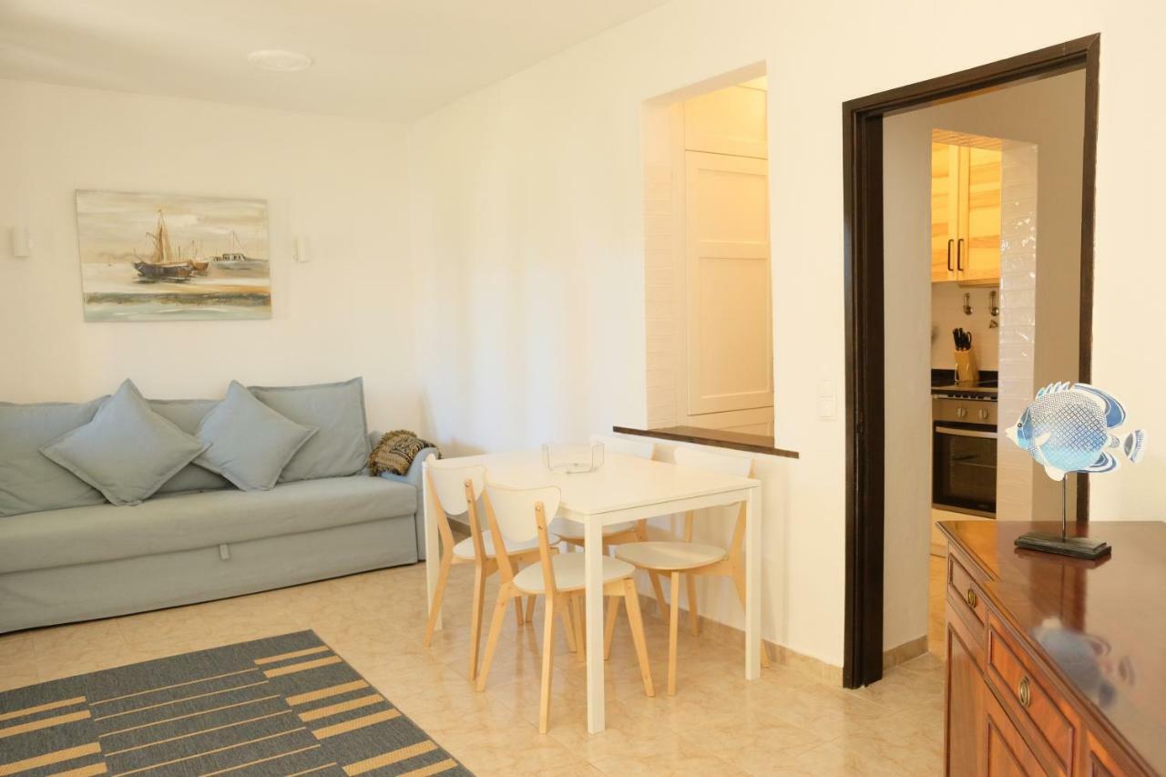 Peaceful & Spacious Apt With Parking & Queen Bed Carvoeiro  Bagian luar foto